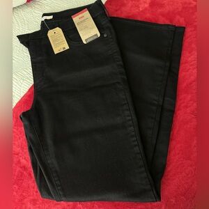 Levi’s Boot-cut jeans